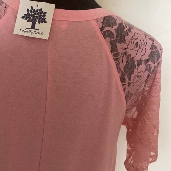 Zenana Pink Short Sleeve Shirt With Rose Lace Sleeves - Picture 16 of 16
